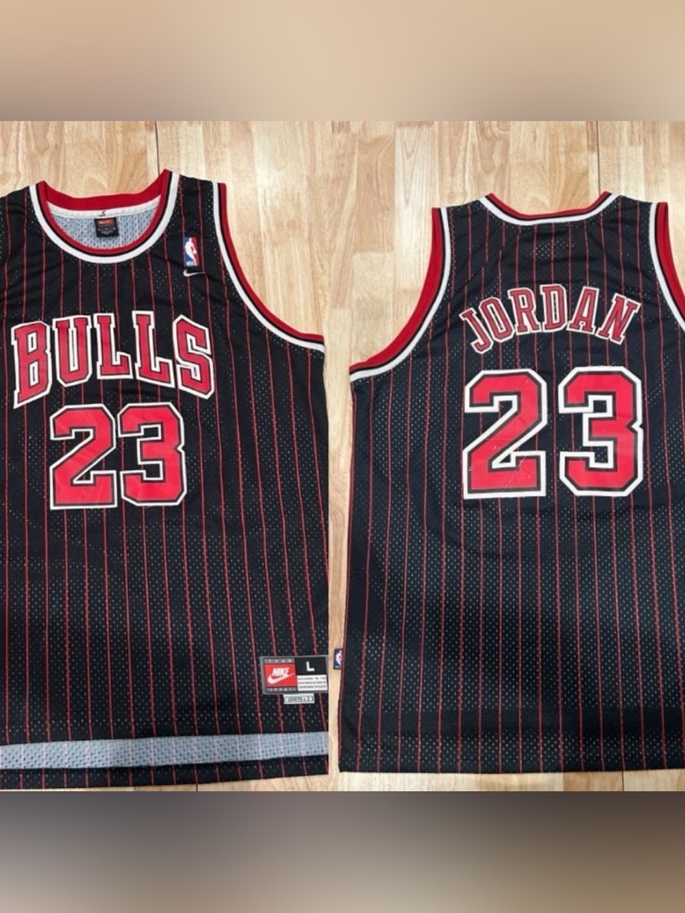 Nike Chicago Bulls Pinstripe Michael Jordan Jersey Men’s Size Large Vintage